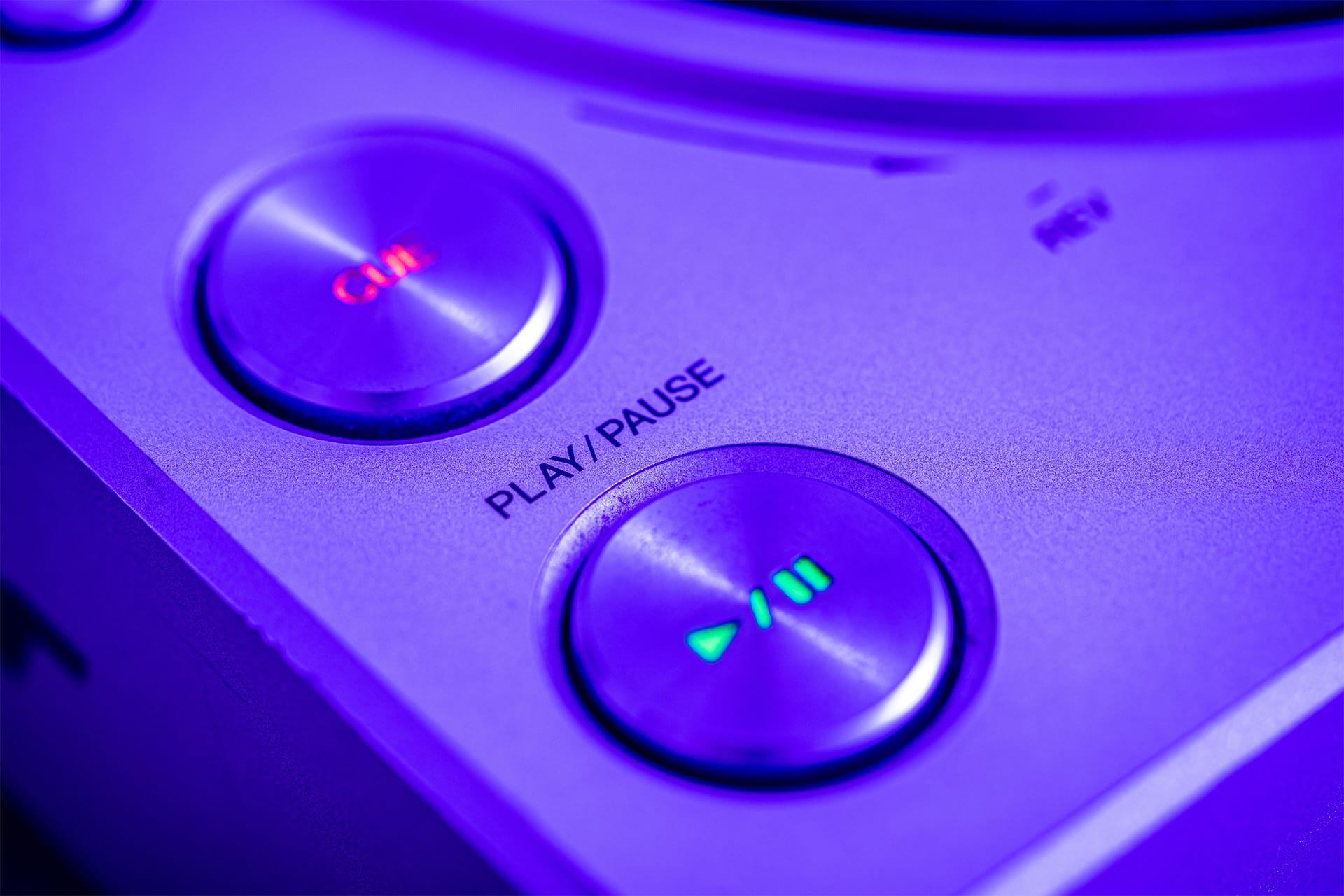 The Pause Button That Actually Works Remember losing 20 minutes of progress because you couldn't reach a save point? Those early gaming days are as dead as memory cards. Modern consoles have become masters of time-shifting, turning every stolen moment into potential gaming gold.